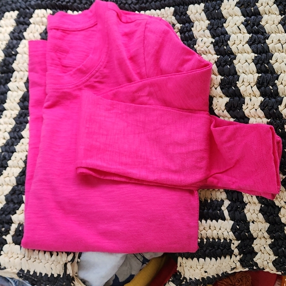 J. Crew Vibrant Pink Girlfriend Tee - Picture 6 of 6